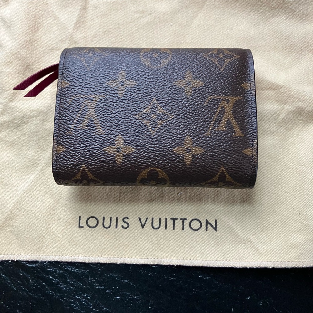 Trade Louis Vuitton Victorine Wallet - Picture 2 of 7